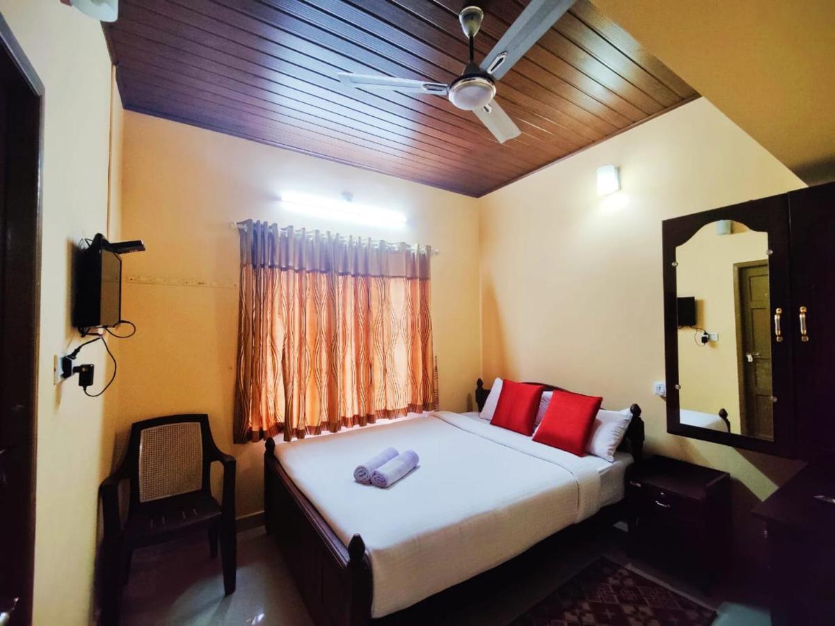Mangalappillil Homestay Муннар Экстерьер фото