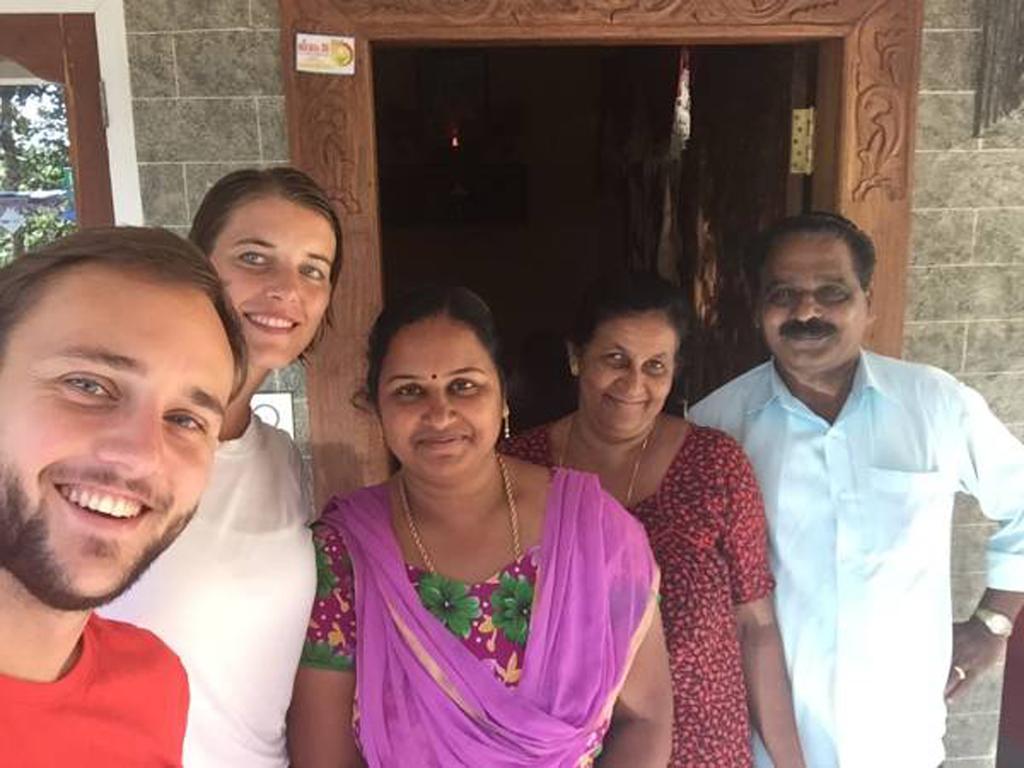 Mangalappillil Homestay Муннар Экстерьер фото
