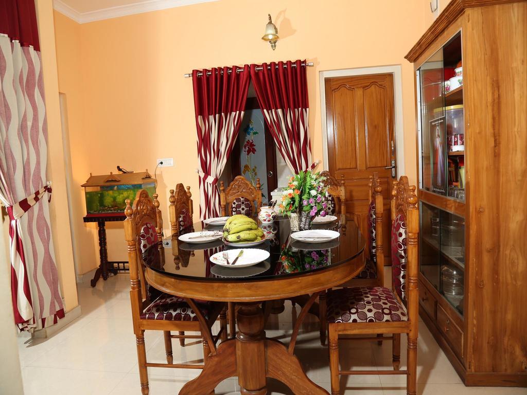Mangalappillil Homestay Муннар Экстерьер фото