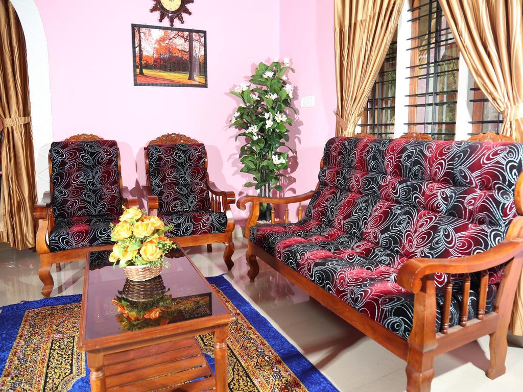 Mangalappillil Homestay Муннар Экстерьер фото